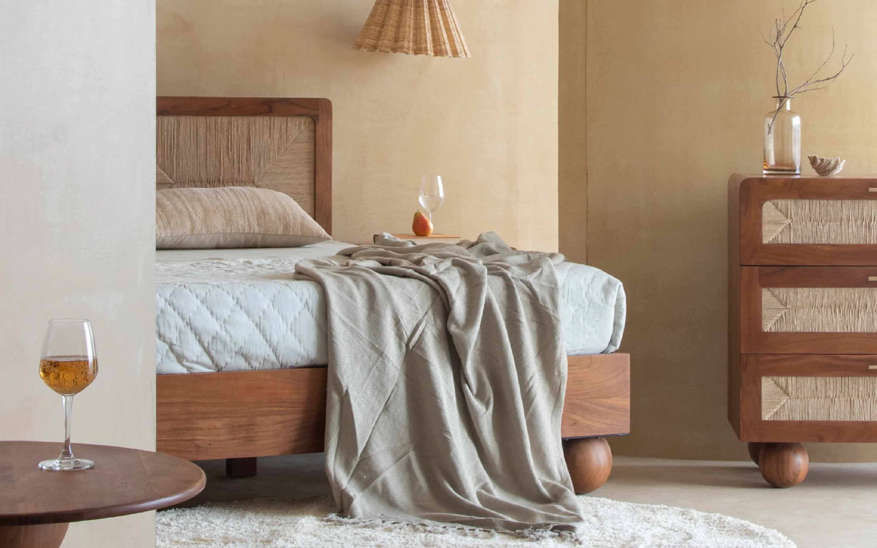 Abacus Queen Size Bed - Image 6