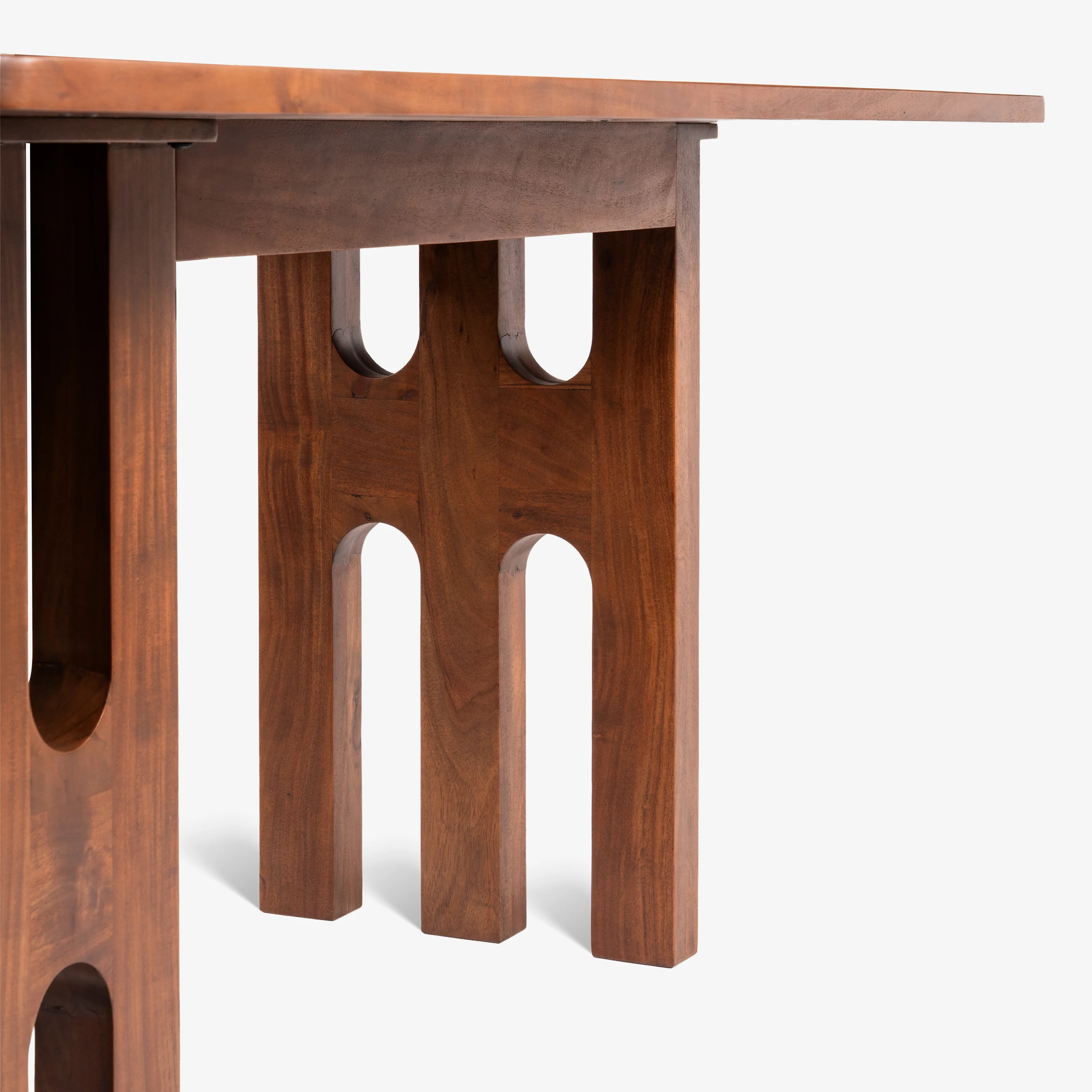 Akaar Dining Table - Image 5
