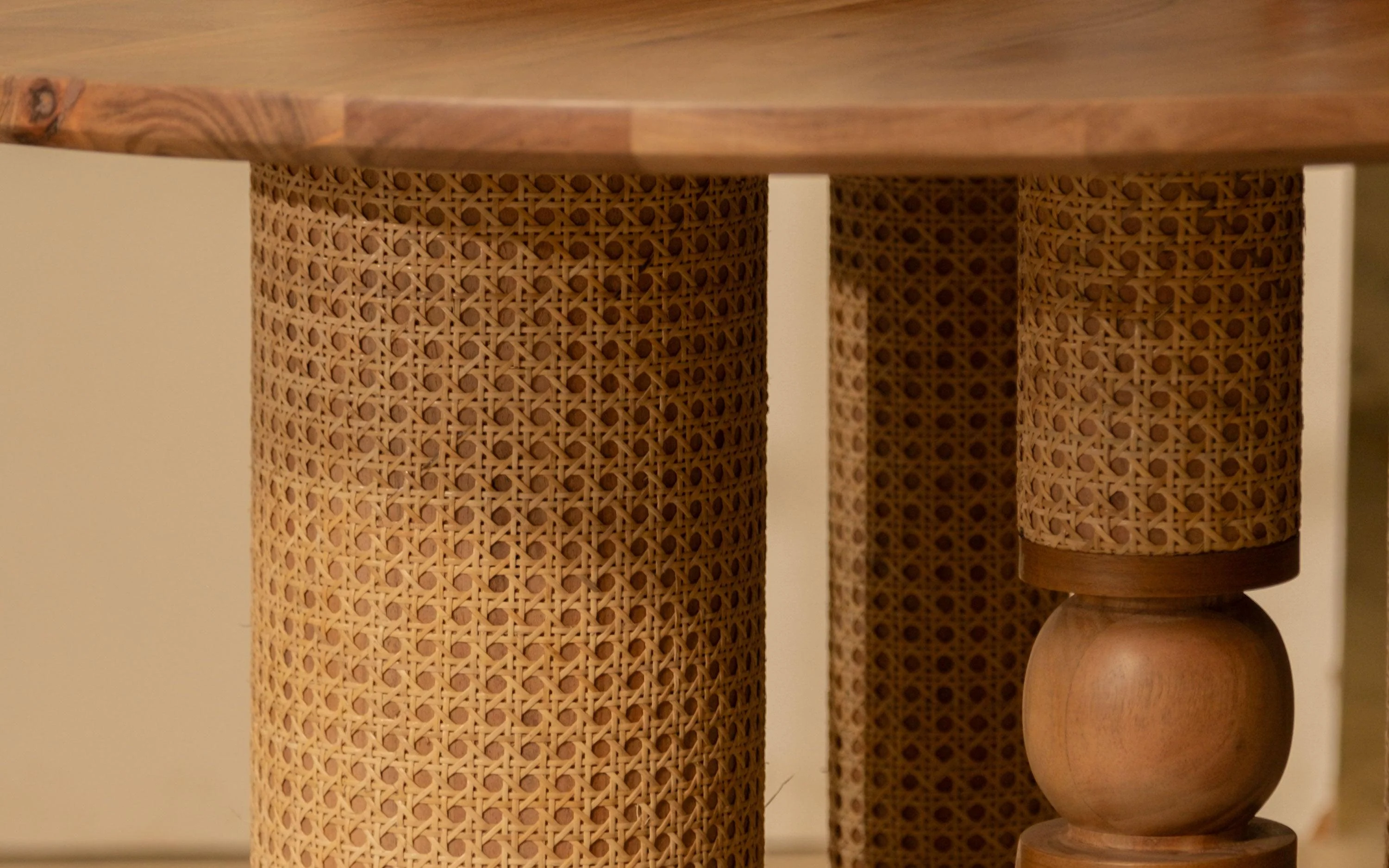 Andaman Baratang 4 Seater Round Dining Table - Image 7