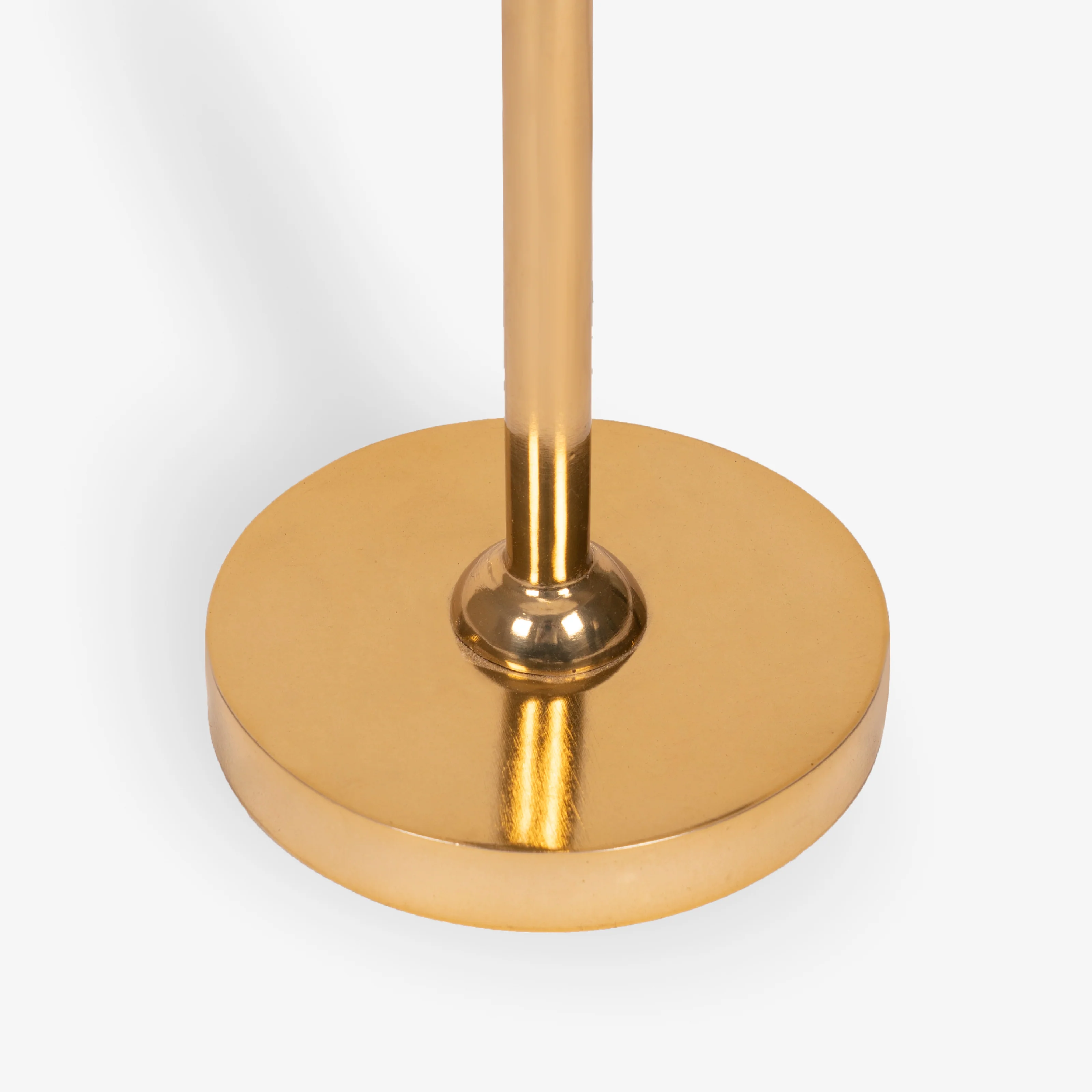 Ayra Floor Lamp - Image 5