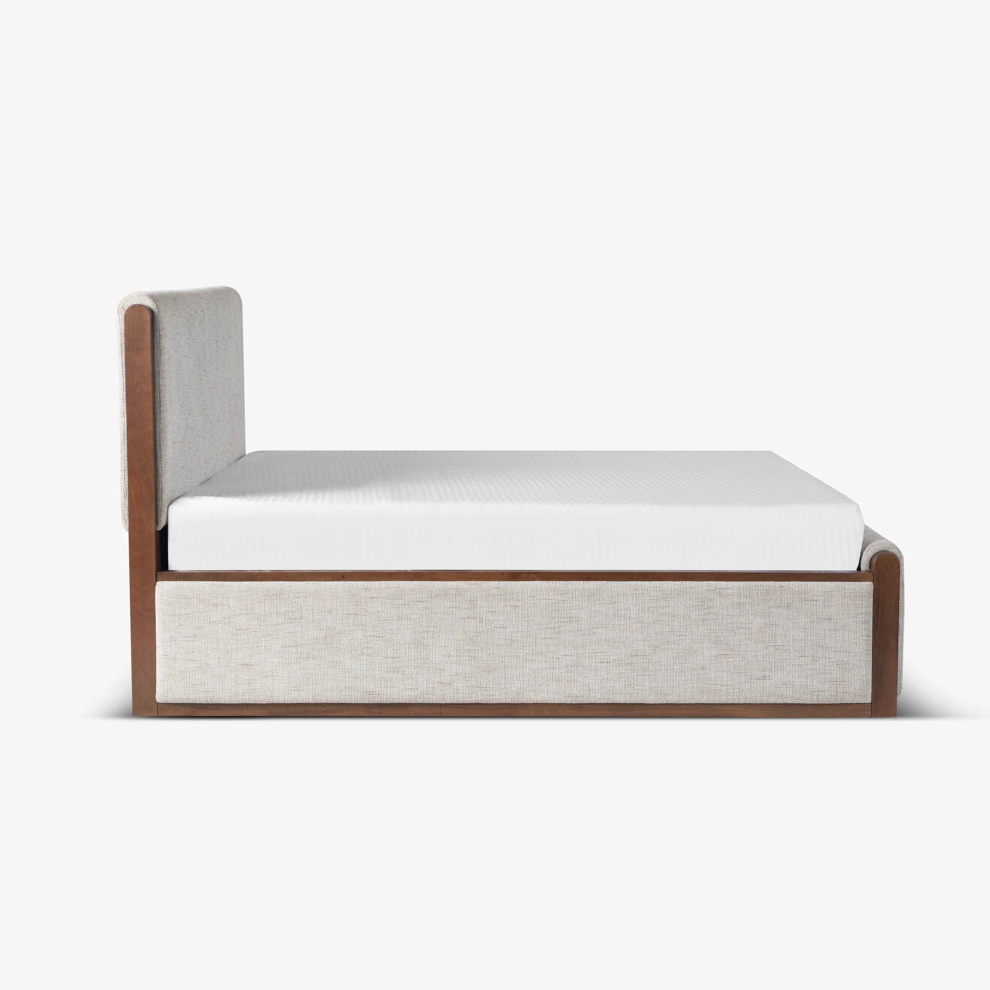 Cavallo Upholstered Queen Size Bed - Image 3