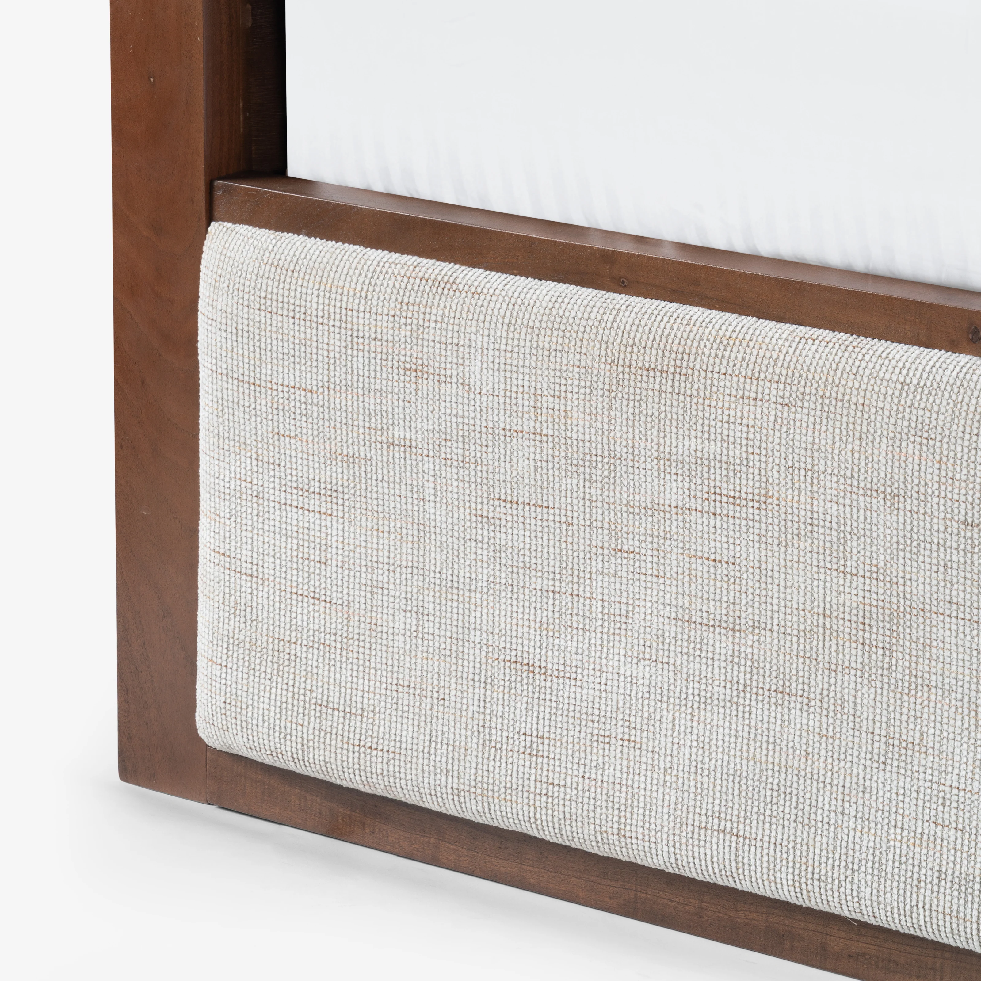 Cavallo Upholstered Queen Size Bed - Image 8