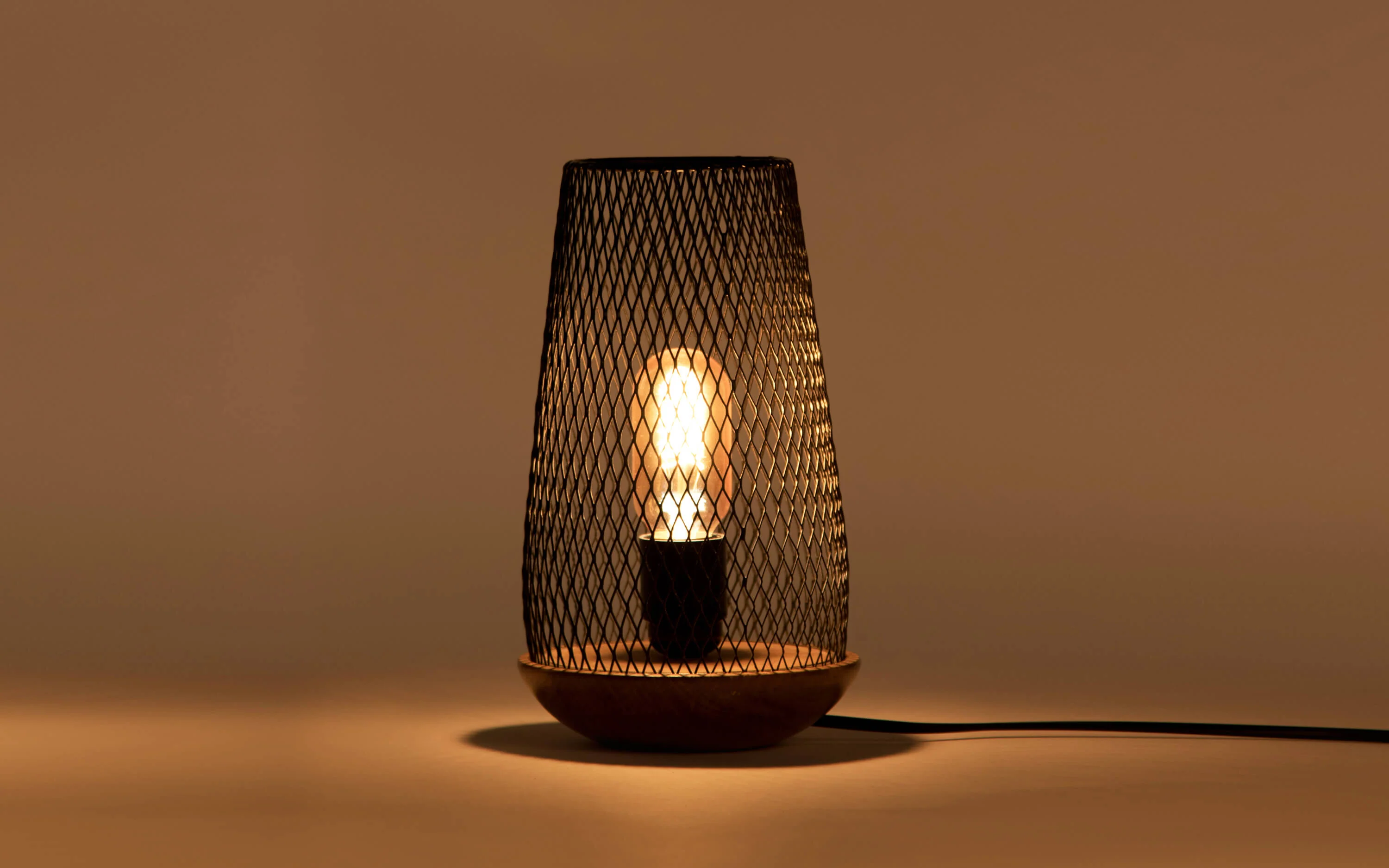 Grace Table Lamp - Image 5
