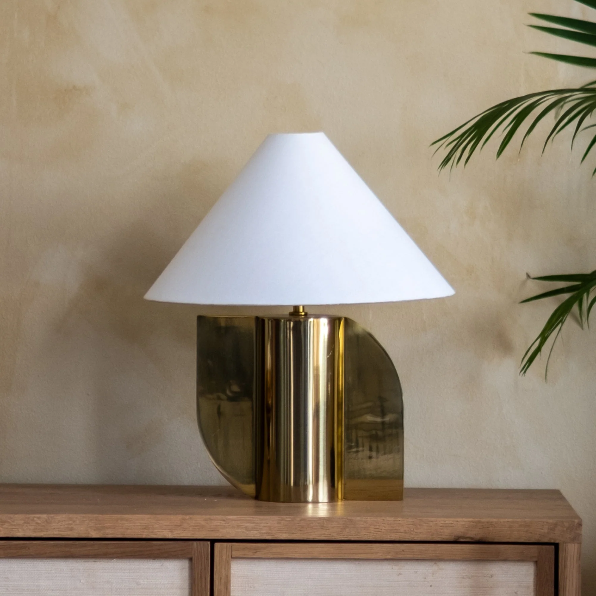 Helia Gold Table Lamp