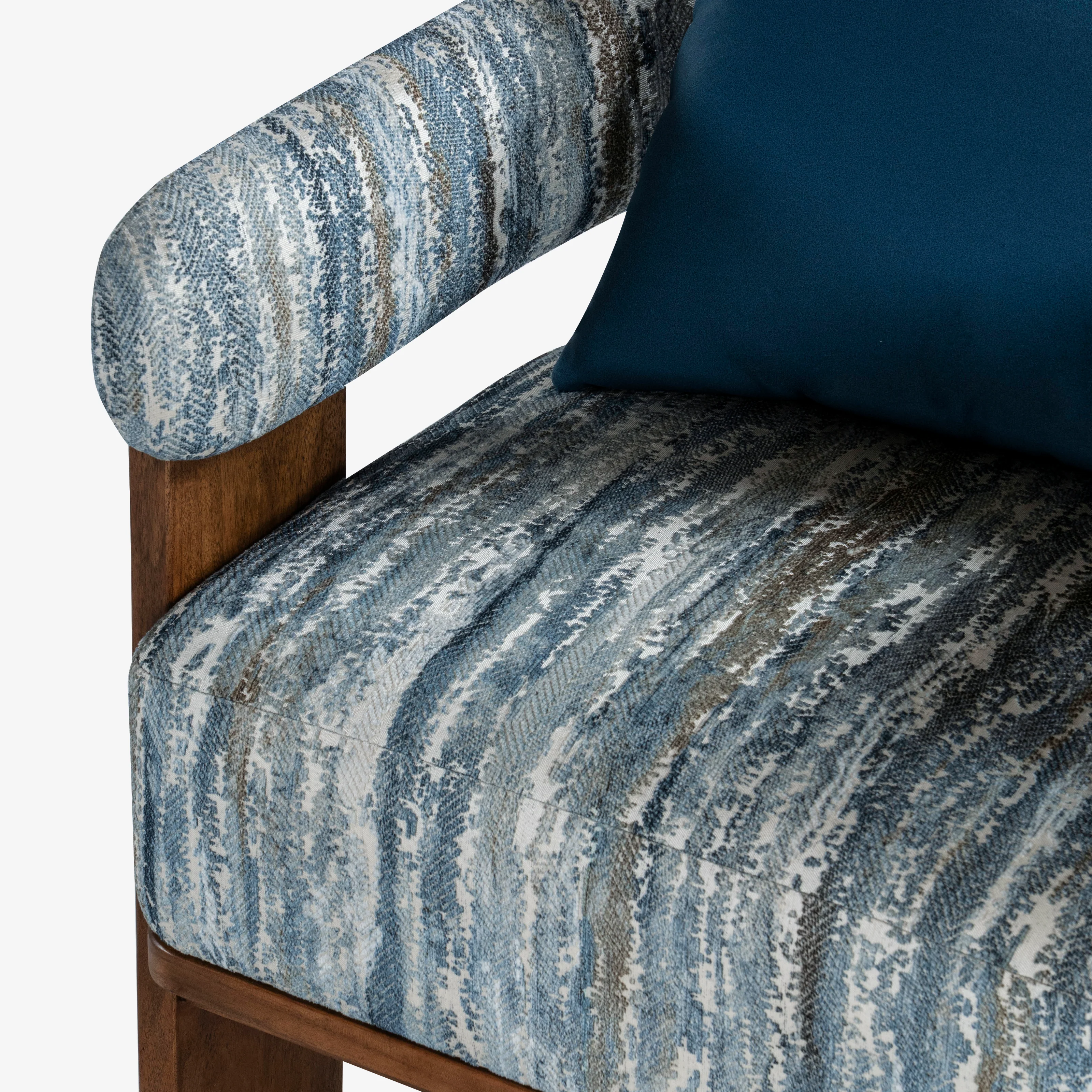 Le Dame Lounge Chair - Image 7