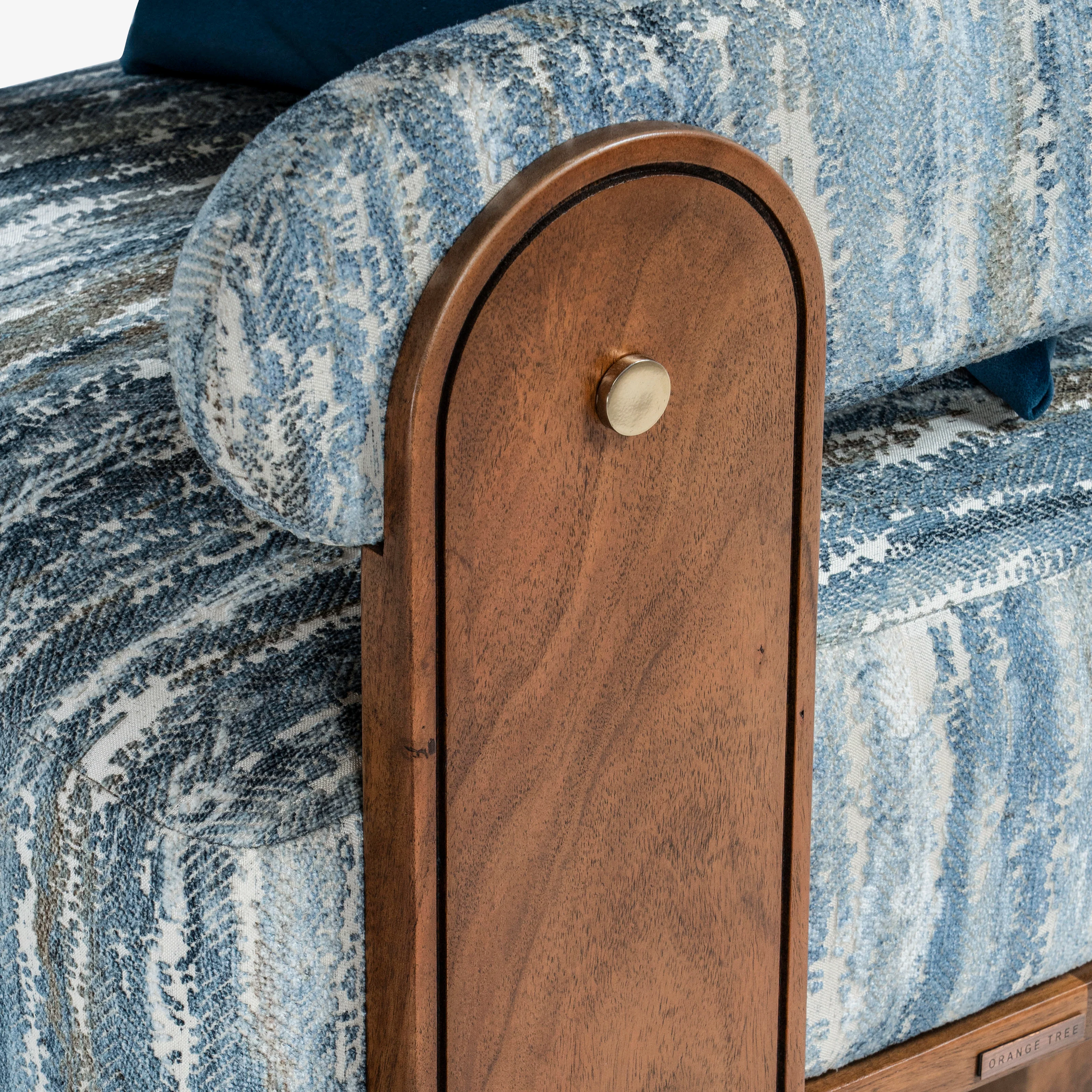 Le Dame Lounge Chair - Image 8
