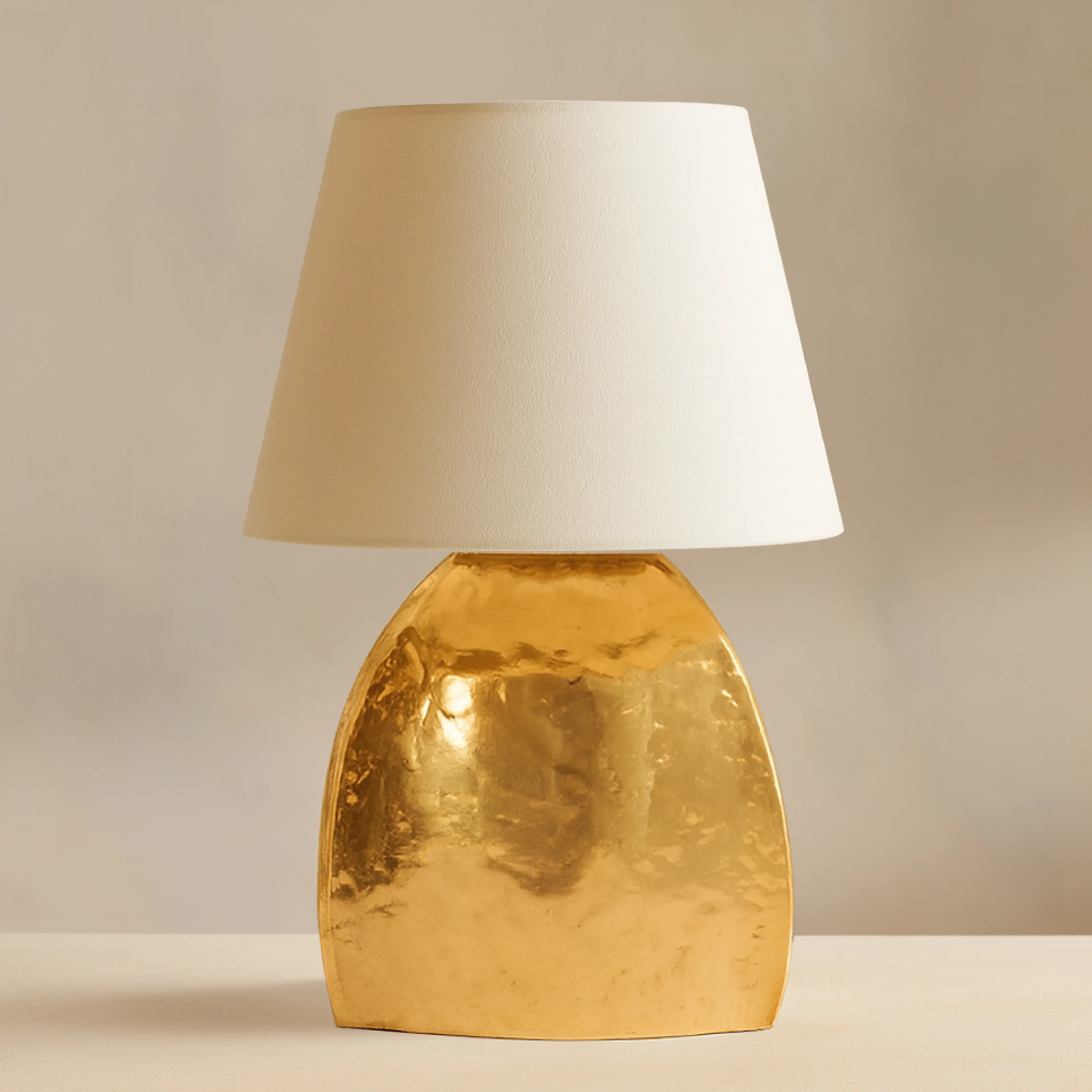 Nythos Table Lamp - Image 2