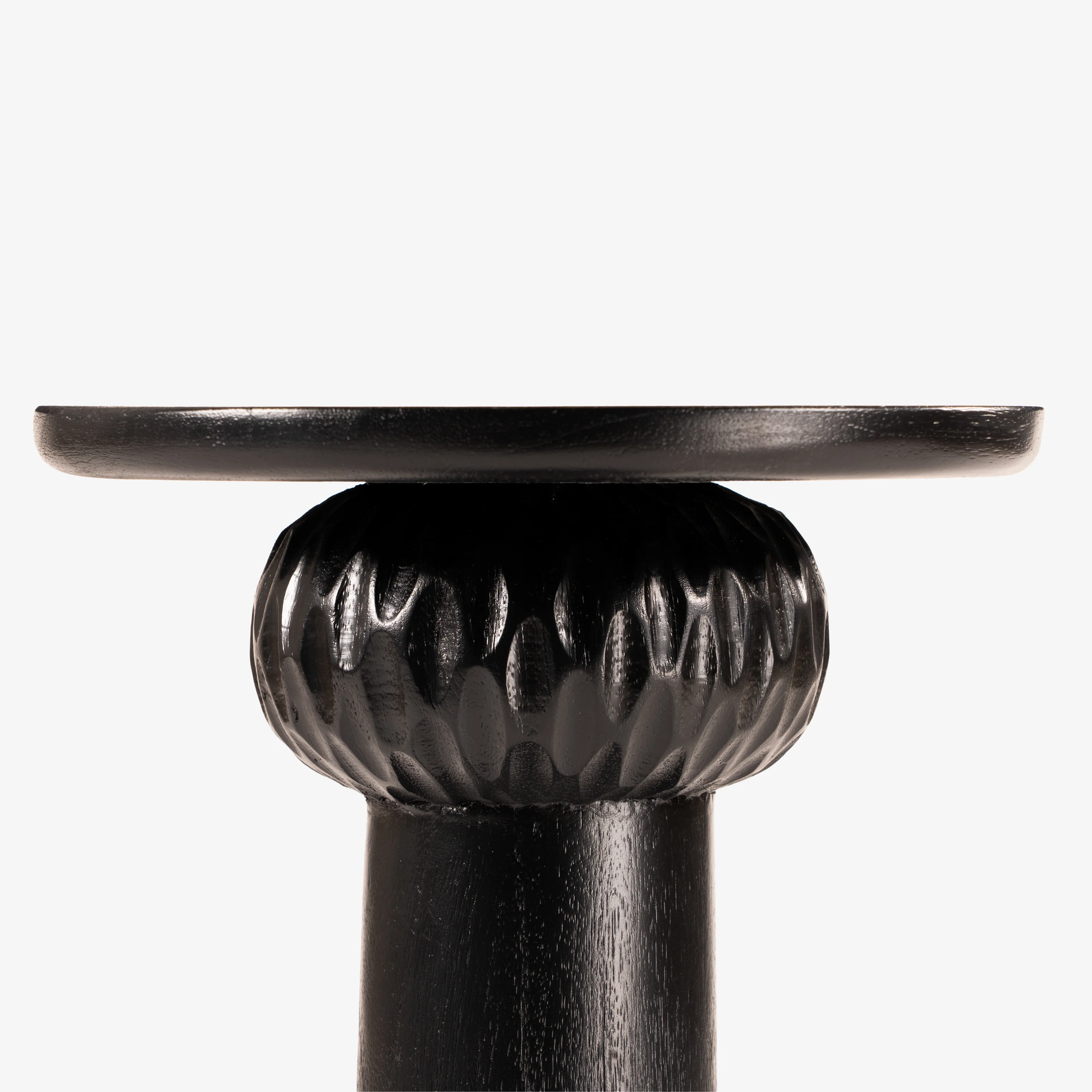 Saanra Side Table Set of 3 - Image 10